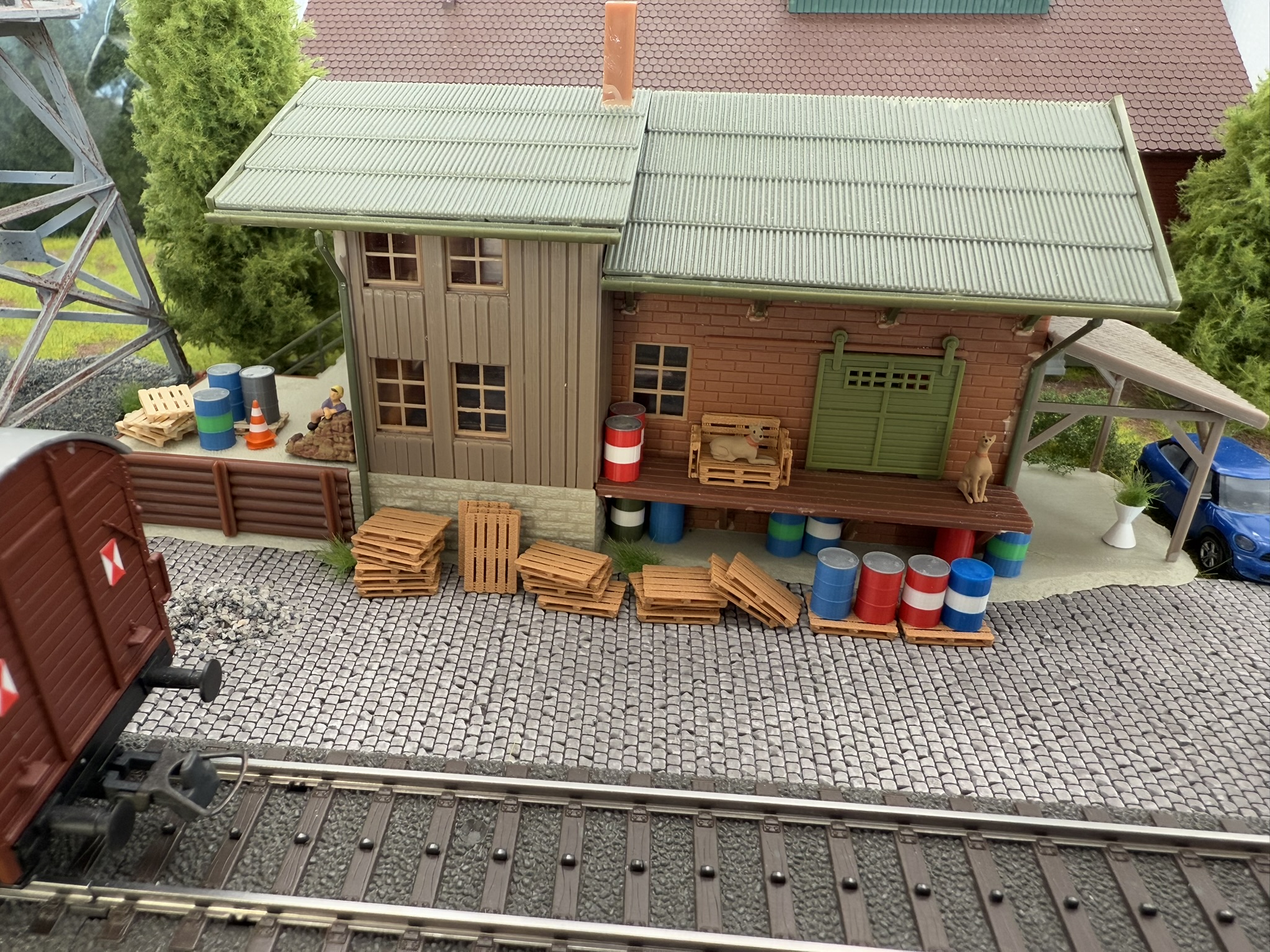 Europaletten dunkel-alt