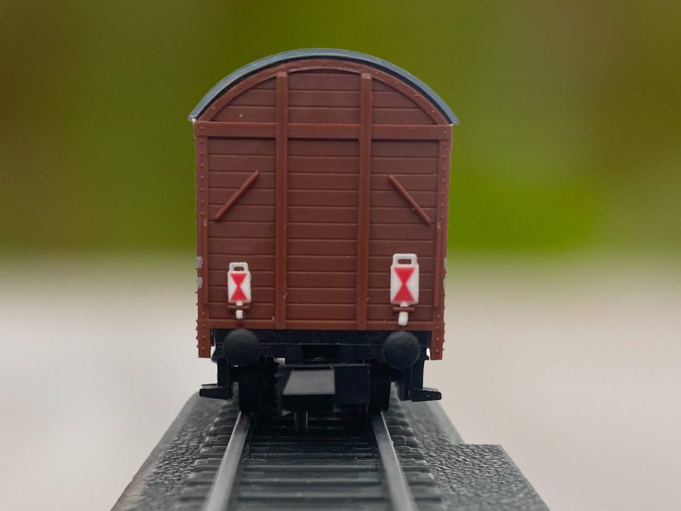 Zugschlusstafeln am Waggon